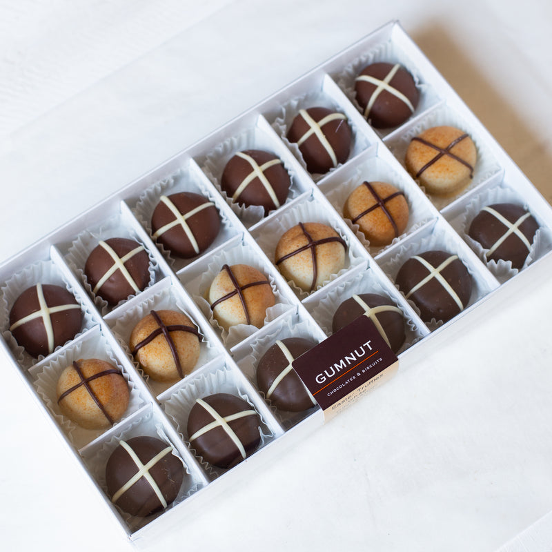 Assorted Chocolate "Hot Cross Bun" Truffles (box of 18 truffles/300 grams)